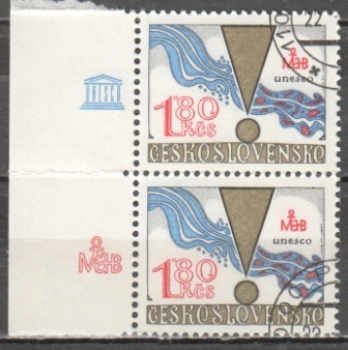 2384 pár - svisle ● - 1979